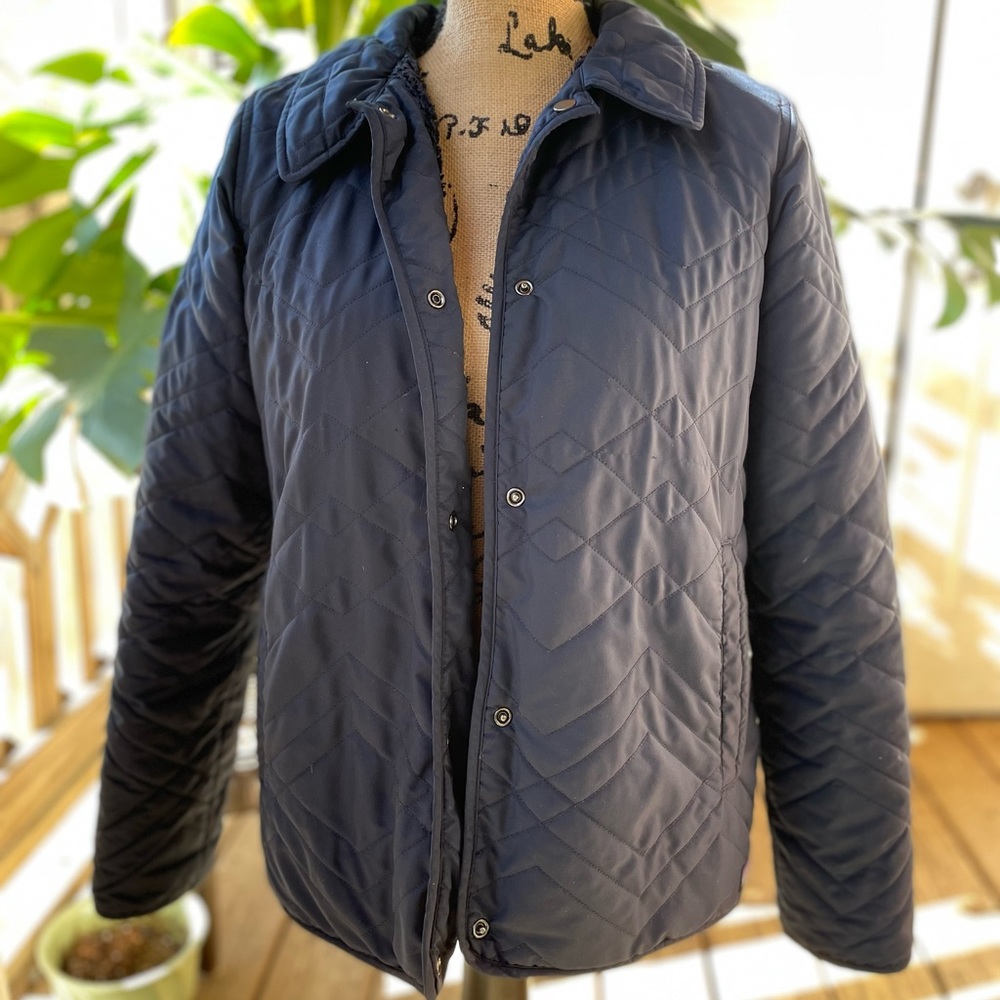 Patagonia quilted los gatos jacket - blue - small. cuddly